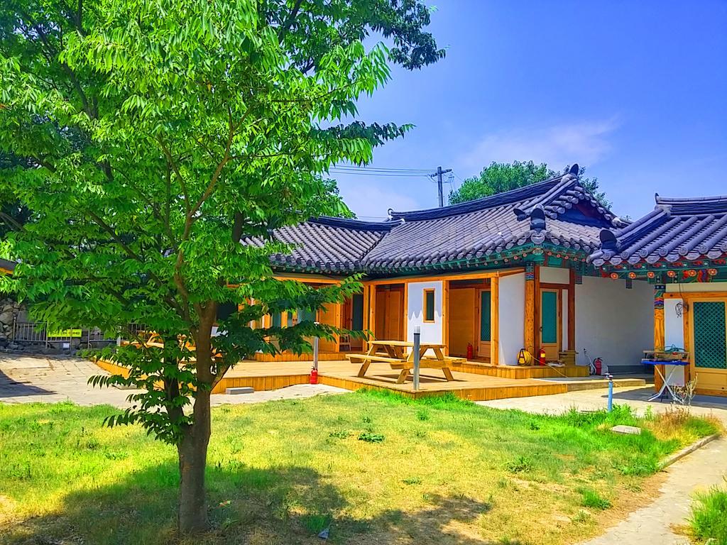 Chowoo Guesthouse Kjongdzsu Kültér fotó