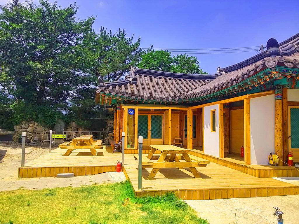 Chowoo Guesthouse Kjongdzsu Kültér fotó