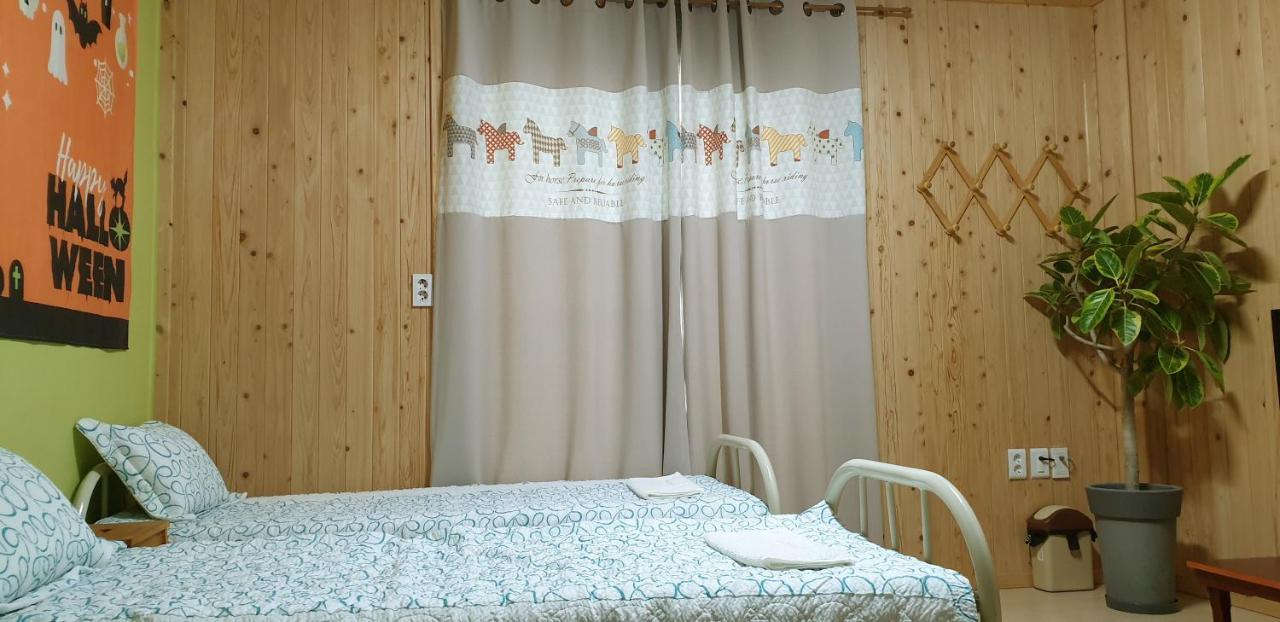 Chowoo Guesthouse Kjongdzsu Kültér fotó