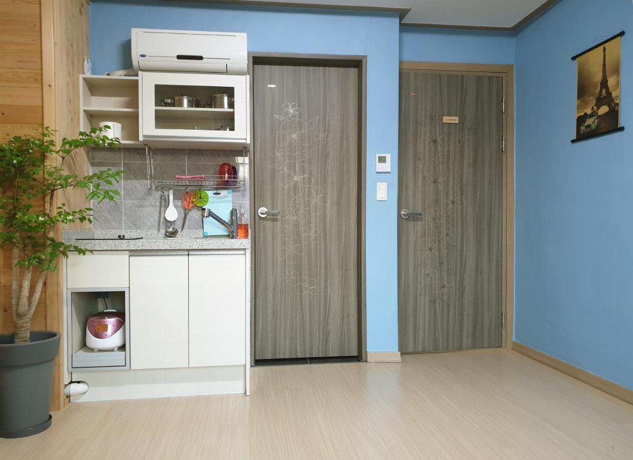 Chowoo Guesthouse Kjongdzsu Kültér fotó